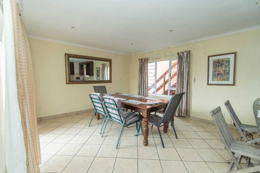 6 Bedroom Property for Sale in Bluewater Bay Eastern Cape